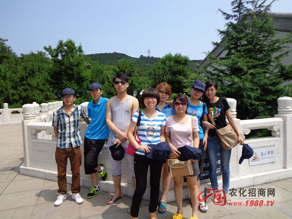 ���զ����߅վ��