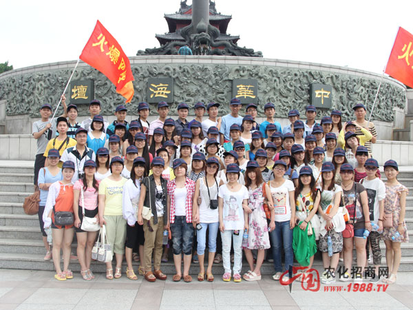 ���A����ǰ��Ӱ