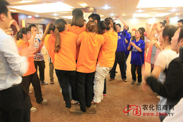 �L(f��ng)��ͬ��������(zh��n)��ƴ