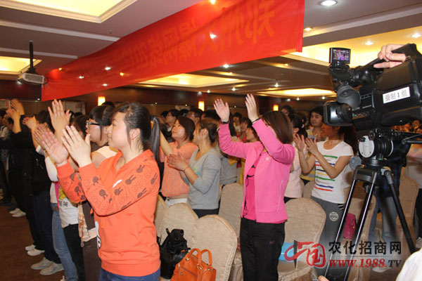 剛剛進(jìn)入培訓(xùn)場(chǎng)地的我們