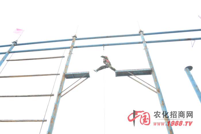 ͨ�^�߿Ք����@����ӣ������������挦���y������(zh��n)�r��Ҫ�����O(sh��)��