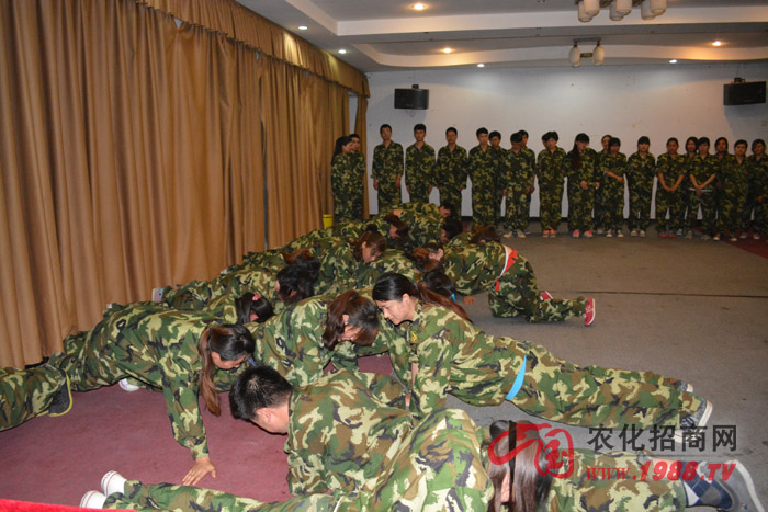 �L(f��ng)��