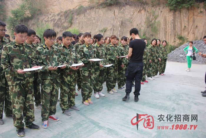 ���I(y��)��