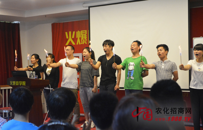 ����һ���ǈF(tu��n)�(du��)������һ����ǈF(tu��n)�(du��)