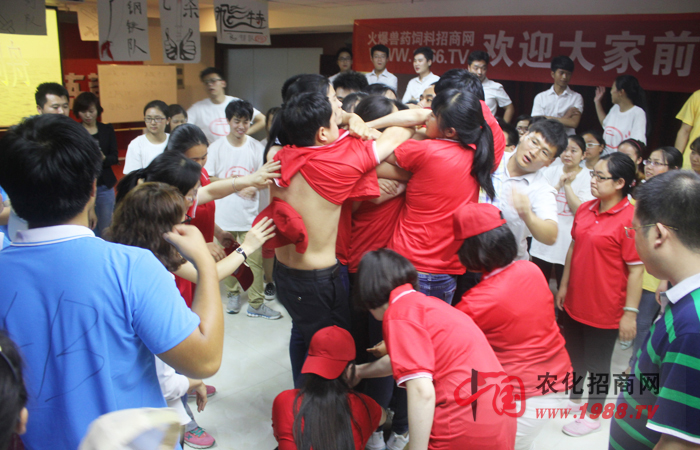 ͻ�����ң���׃�Լ��������ӻ���չӖ(x��n)���и�