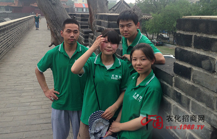 �_��·�L���˱�ɽ��