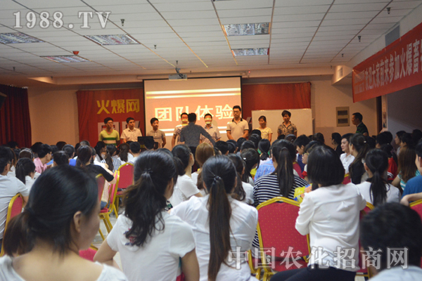 �M�Ѹж����c��һ·ͬ����