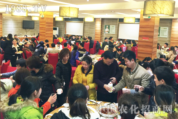 ȫ���Ը����ഺ�����ğo���Aδ��