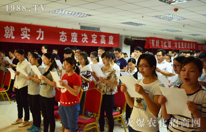 ���O�ɵ����ɾ��Լ�