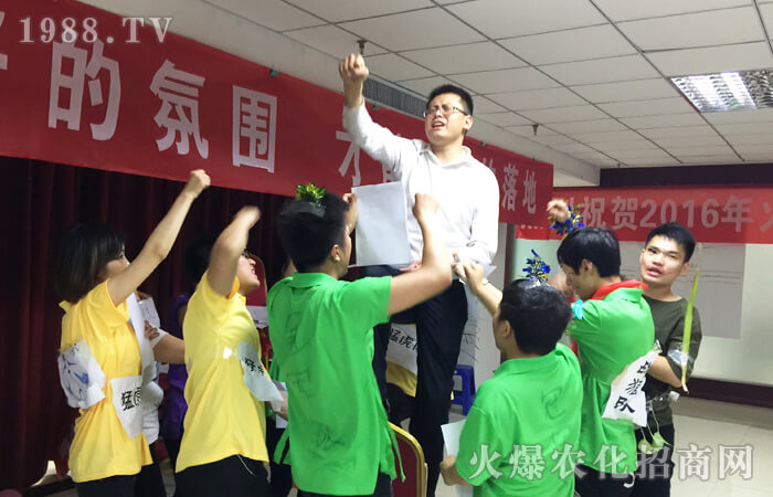 ׌�ж�֮�İ��S����ĳ���w��