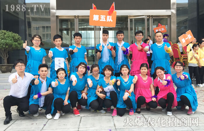 ͑׃�����������