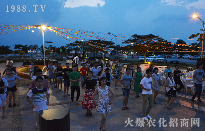 �泯�󺣣��ƺ����֮̎Ʒλ��Ȼ֮��