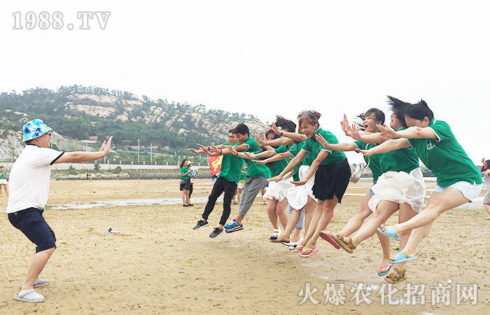 醺���һɫ�B�Ƹۣ��xǧ���A��֮����