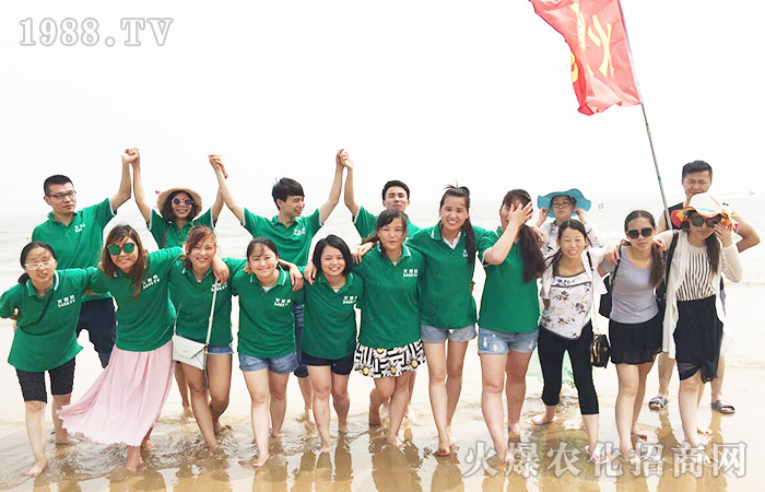 ���ܴ����c��һͬ���ܴ󺣵���