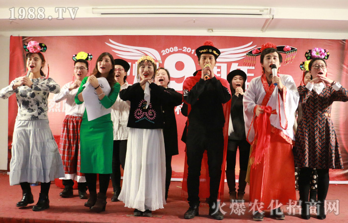 �q�����ϣ����q����