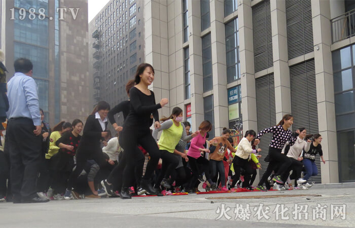 ǰ�����й�