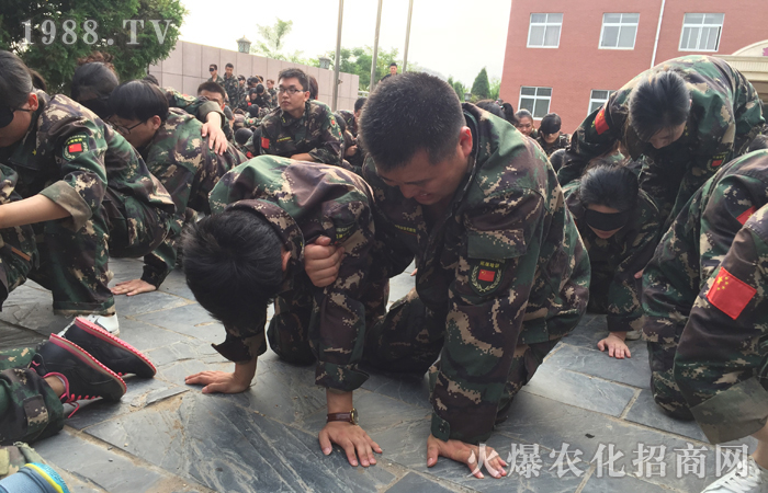 ��չ��һ���^�X�L(f��ng)����˼����Ӗ(x��n)�������m(x��)