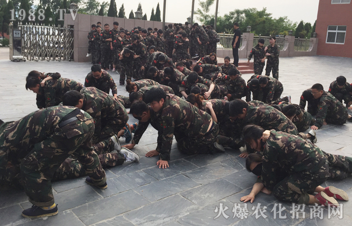 ��Խ���ң�ƴ���^����