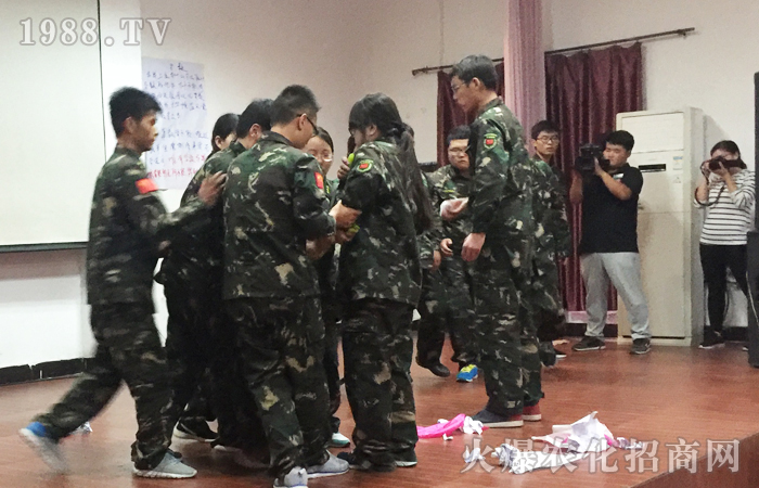 ��(d��ng)���X�� ͻ���Լ�