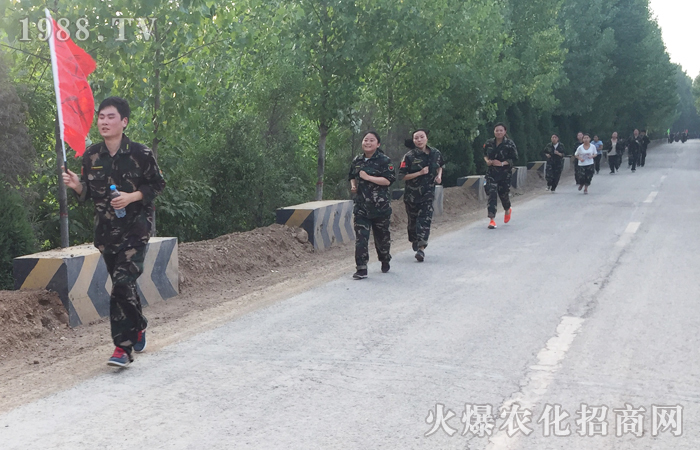 2017��(d��ng)���X�� ����ͻ��