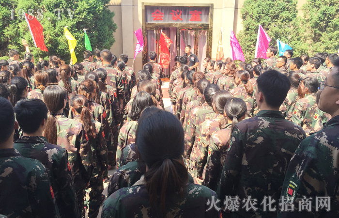 �Գ�Ŭ��һС�����Y(ji��)������һ��