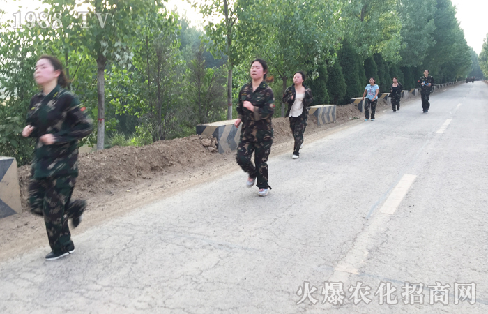 ��(d��ng)���X����ͻ������