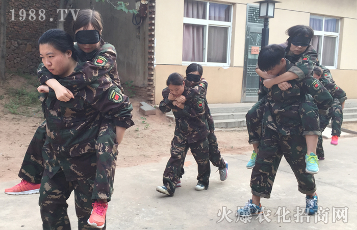 �W(xu��)��(hu��)�ж�����ϧ�F(xi��n)�ړ��е����ŕ�(hu��)�õ���������