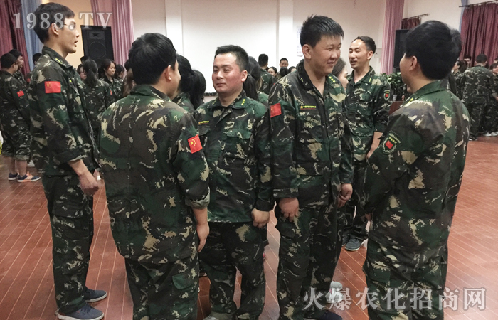 �W(xu��)��(hu��)�ж�����ϧ�F(xi��n)�ړ��еģ��ŕ�(hu��)�õ���������