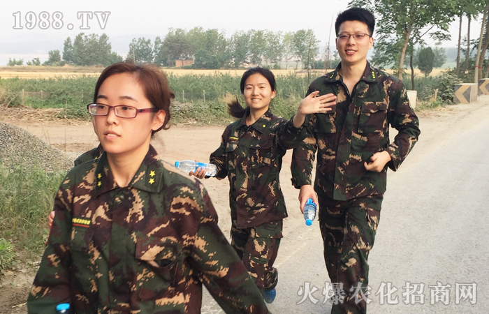 ���ĸ�������׃�Լ�