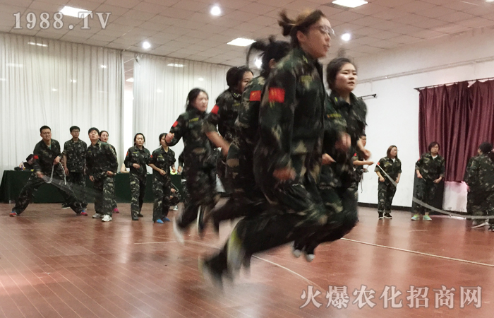 ȫ���Ը�������չ�������m(x��)����ÿһ��