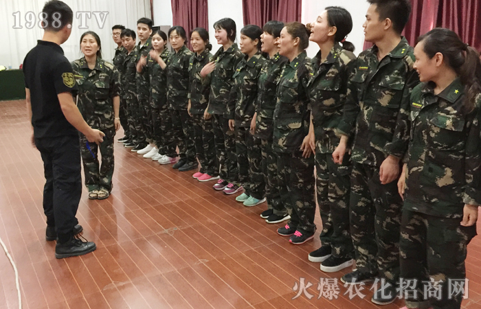 �����ĸ�׃�ń����_ʼ