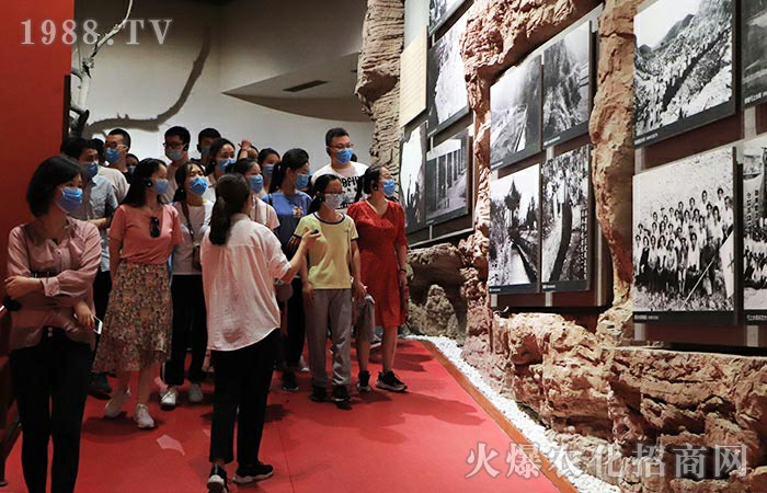 凝心聚力，奮力同行！紅旗渠2020拓展訓(xùn)練營(yíng)，精彩落幕！