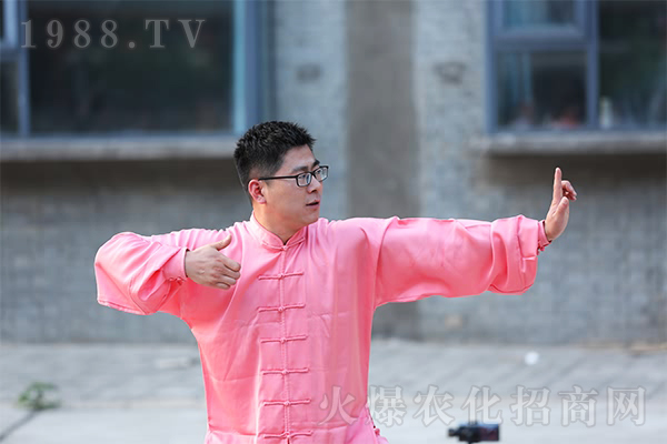 ���Լ���������ˮ���������(zh��ng)��