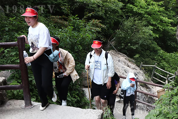 ǧ��֮�У�ʼ������