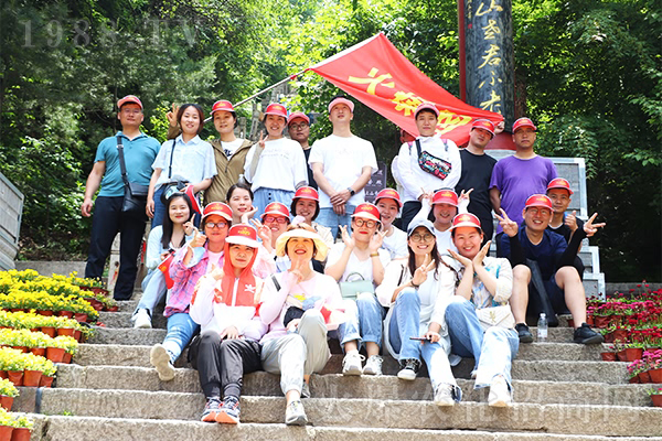 ���g�ɾ������Wʥ��