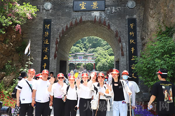 һ��һ������һɽһ����