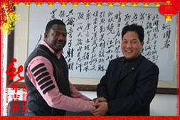 ��ɽ�|�����󻯡���ף���Ͽ͑�����옷��Ц�ڳ��_��