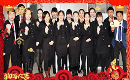 ���~���_����ף������w�������H���Ҹ���