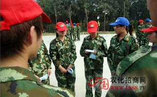 �𱬾W(w��ng)�j��չӖ��֮�����҈@