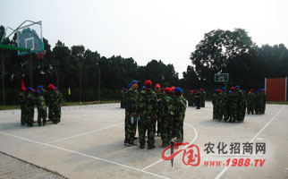 �𱬾W(w��ng)�j��չӖ��֮�����҈@