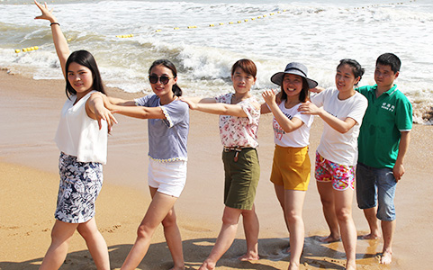 ����Դ����������(m��ng)��ʼ��׷���r(n��ng)����Ӣ��߅������