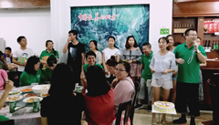 帶著甜蜜，帶著微笑，火爆人共同慶生！