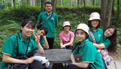 小伙伴徜徉山水間，感受清風徐來！