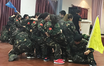 火爆大家庭，擰成一股繩！