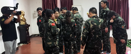 領(lǐng)袖受罰、團隊集體承擔(dān)！