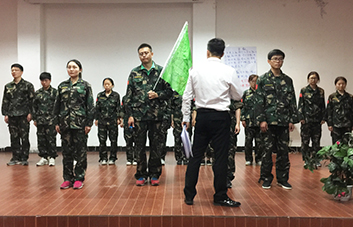 成王敗寇，再辣的青椒、再冷的冰水甘心承受！