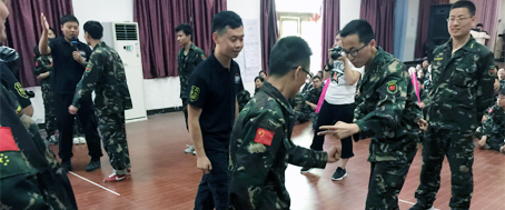 為榮譽，我們竭盡全力；為成功，我們奮爭秒息！