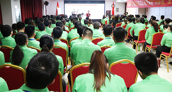 �����������ԶY�������𱬼��ˌW�Yæ��