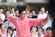 ��(qi��ng)�w���������ģ��˶��\�����������𱬾�Ӣ��(n��i)�����!