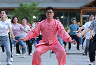 ��(n��i)����޻�������(qi��ng)�����չ�L(f��ng)����